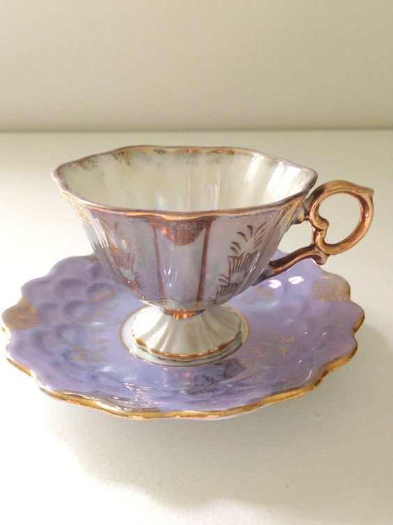 Vintage Cup And Saucers 112