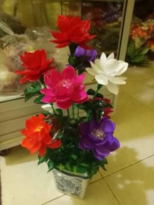 Art Of Creating Plastic Flowers And Using Them Around The House - Bored Art