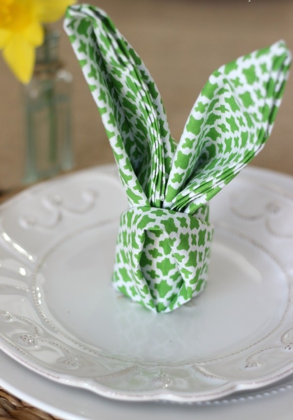 40 Most Creative Table Napkin Folding Ideas To Practice - Bored