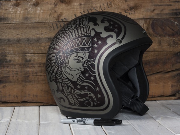 coolest-motorcycle-helmet-art-design0131