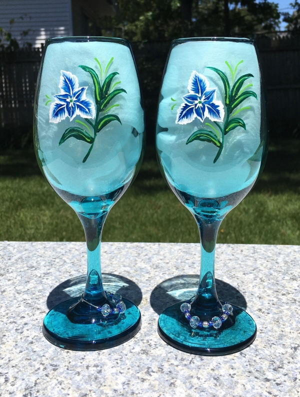 88 Glass Painting Ideas For Beginners (Updated 2022) - Bored Art  Hand painted  wine glass, Glass painting designs, Painted wine glass